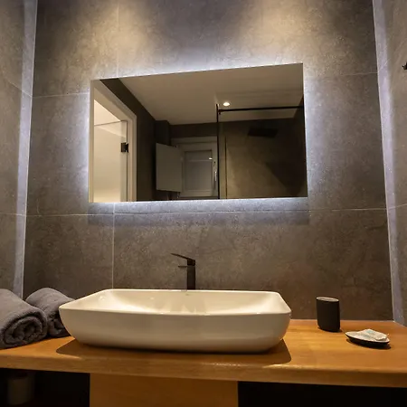 شقة فندقية Nastram أويا