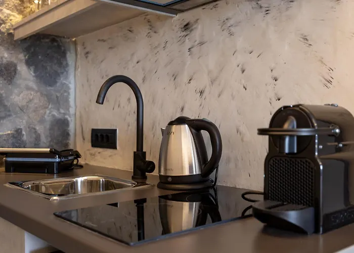 Aparthotel Nastram Oia