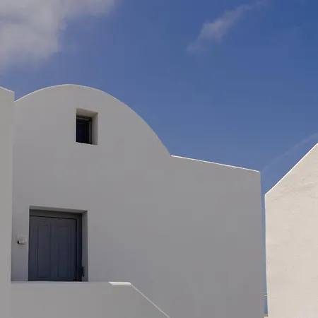 Nastram Aparthotel Oia (Santorini)