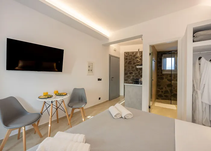 Nastram 4* Oia (Santorini)